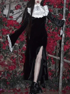 White Lace Black Velour Medieval Gothic Long Style Fishtail Dress 7 White Lace Black Velour Medieval Gothic Long Style Fishtail Dress -NAUS Lolita Shop 3 500x672 1511