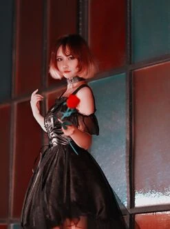 Ember Series Black Sexy Chest Love Hollow Lace-Up Slim Fit Irregular Hem Gothic Lolita Sleeveless Dress -NAUS Lolita Shop 3 500x672 650