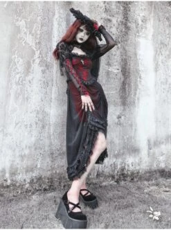 Night Visit Vampire Series Gothic Black Red Drawstring Christmas Lace Darkness Sling Dress With Hand Sleeves 12 Night Visit Vampire Series Gothic Black Red Drawstring Christmas Lace Darkness Sling Dress With Hand Sleeves -NAUS Lolita Shop 6 500x672 1063